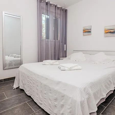 Appartement Fiona Privlaka (Zadar)